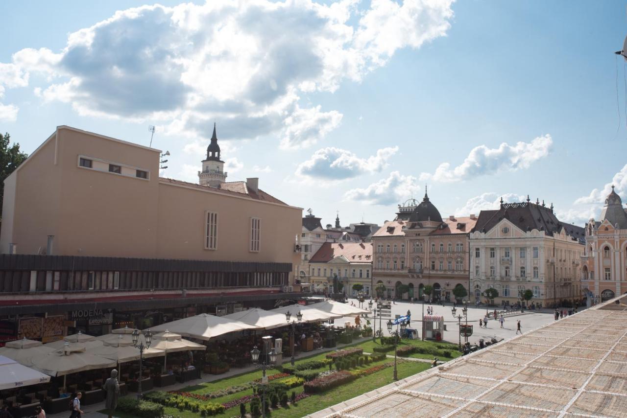 Old Town Square Apartment Novi Sad Exterior photo